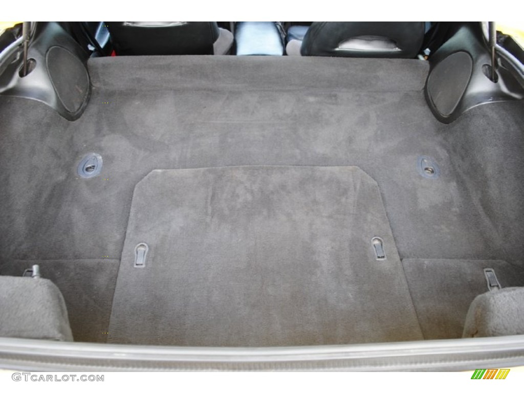 2002 Chevrolet Corvette Coupe Trunk Photo #55611895