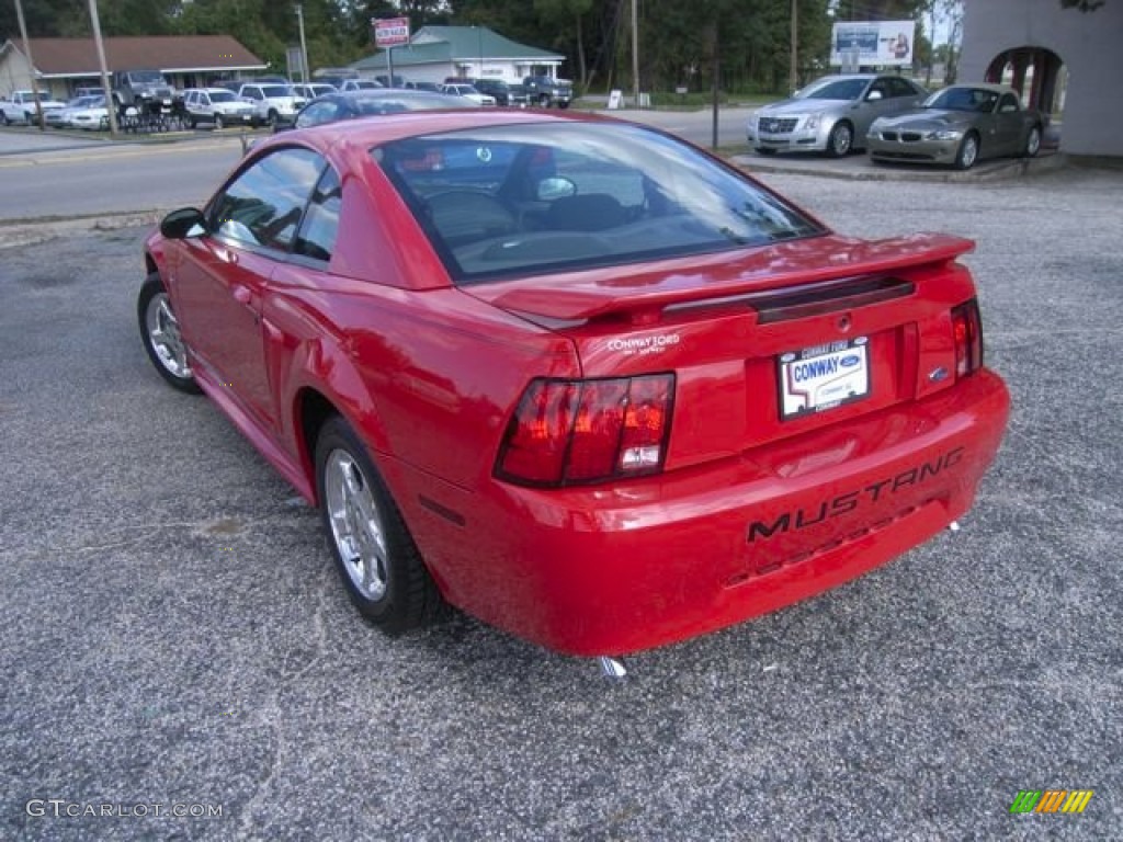 2003 Mustang V6 Coupe - Torch Red / Dark Charcoal/Medium Graphite photo #7