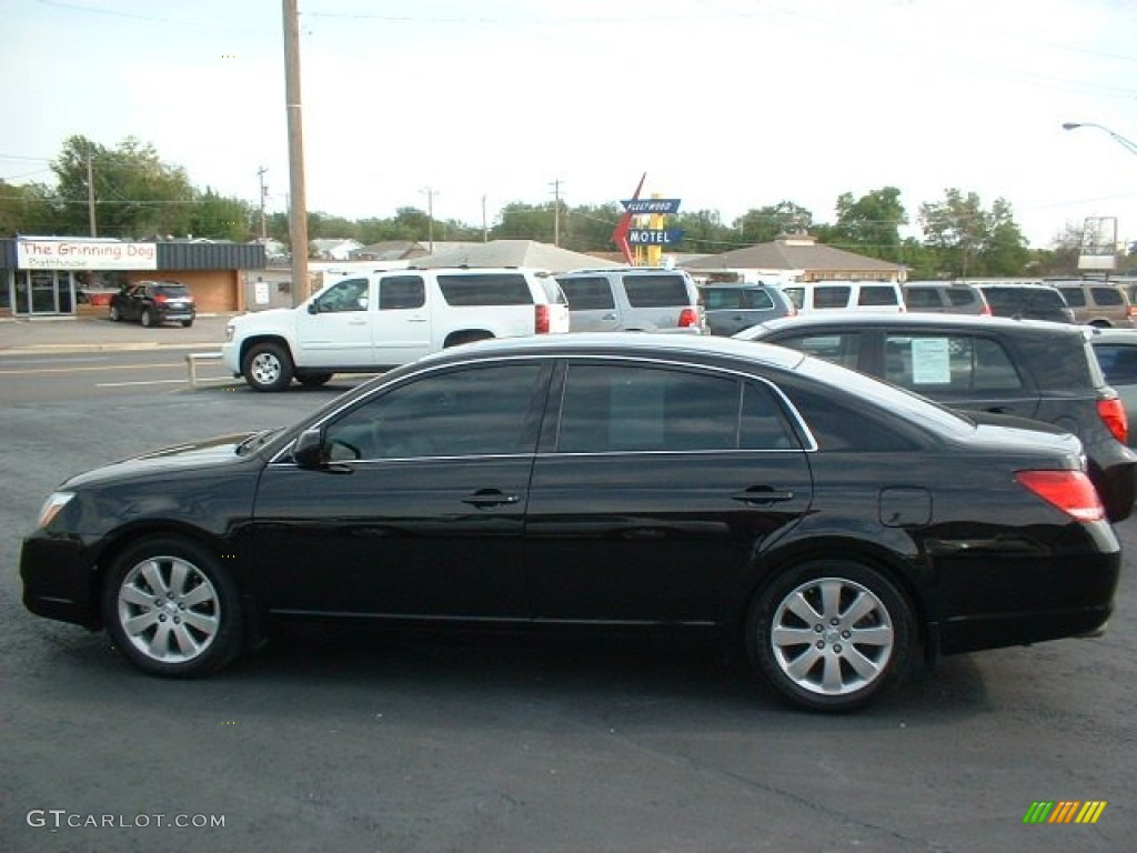 2006 Avalon XLS - Black / Ivory photo #7