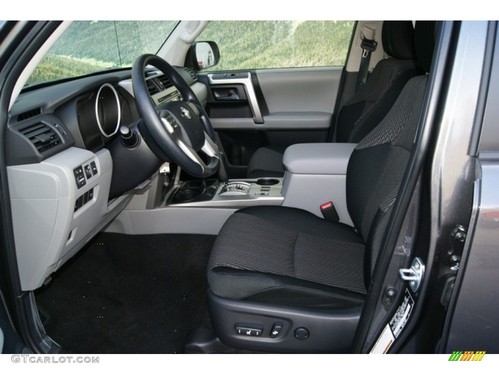 2011 4Runner SR5 4x4 - Magnetic Gray Metallic / Graphite photo #4