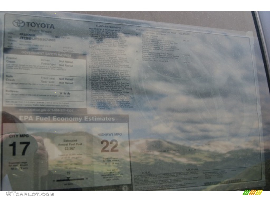 2011 4Runner SR5 4x4 - Magnetic Gray Metallic / Graphite photo #15