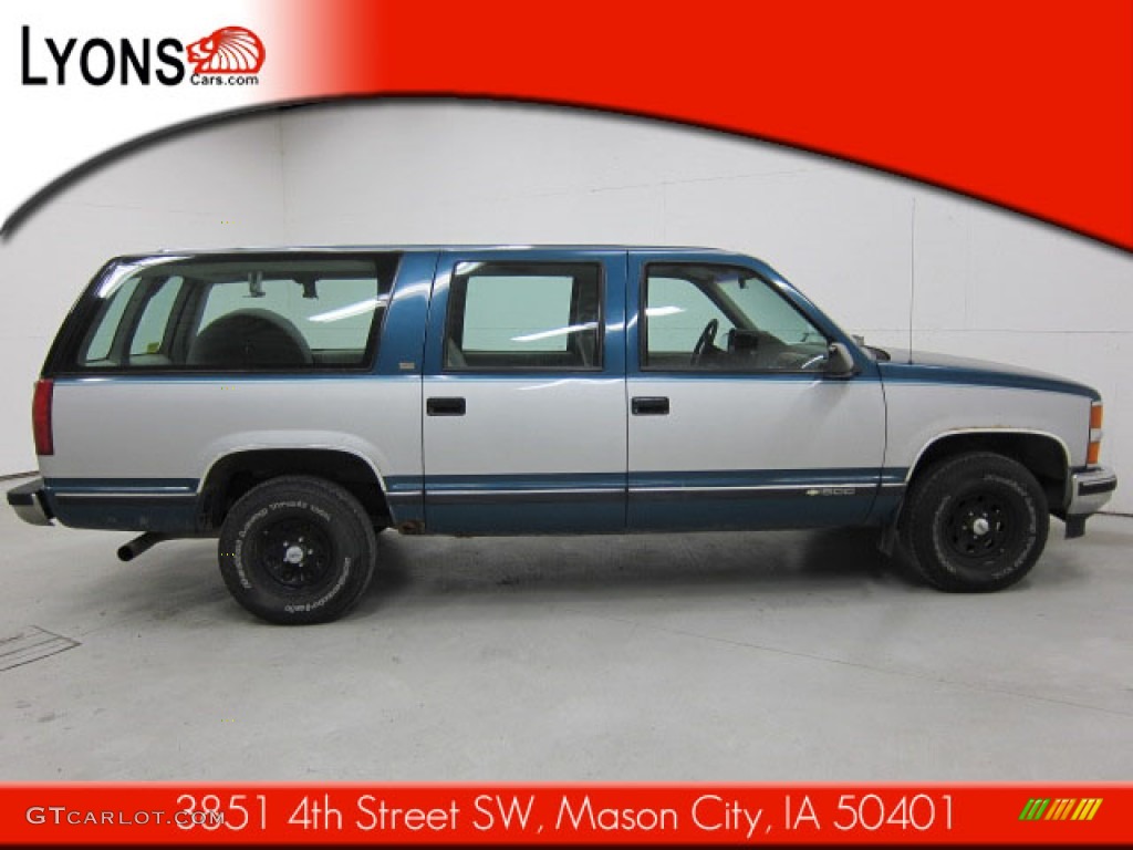 1994 Suburban C1500 - Atlantic Blue Metallic / Gray photo #10