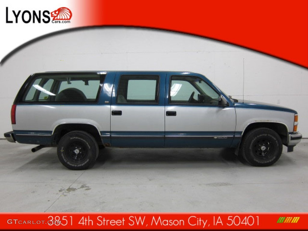 1994 Suburban C1500 - Atlantic Blue Metallic / Gray photo #15