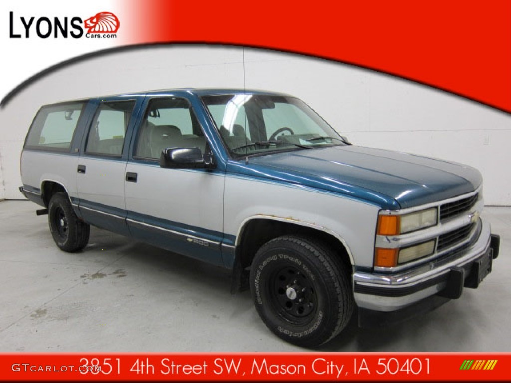 1994 Suburban C1500 - Atlantic Blue Metallic / Gray photo #18