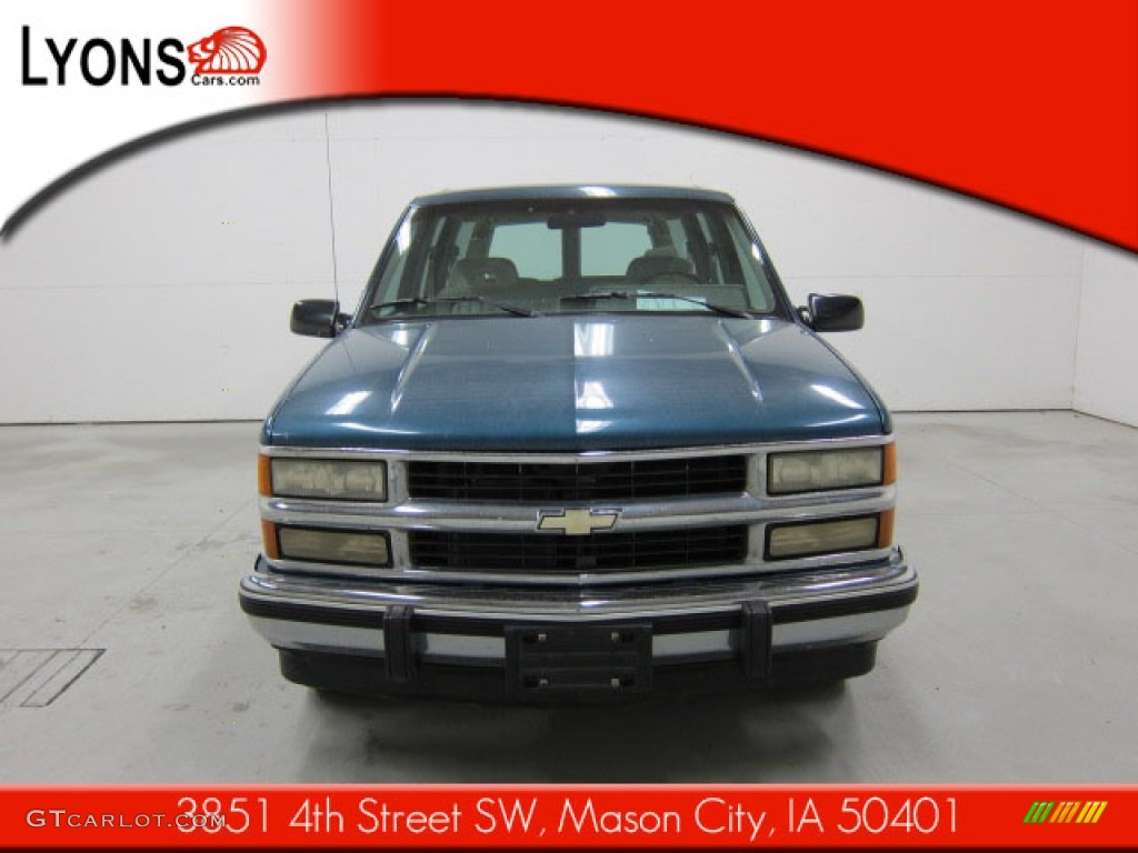 1994 Suburban C1500 - Atlantic Blue Metallic / Gray photo #21