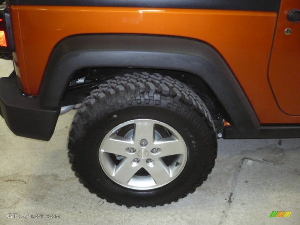 2011 Wrangler Rubicon 4x4 - Mango Tango Pearl / Black photo #12