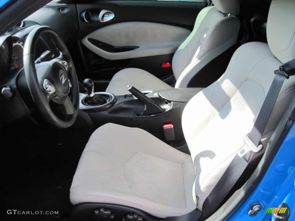 Persimmon Leather Interior 2009 Nissan 370Z Coupe Photo #55619221