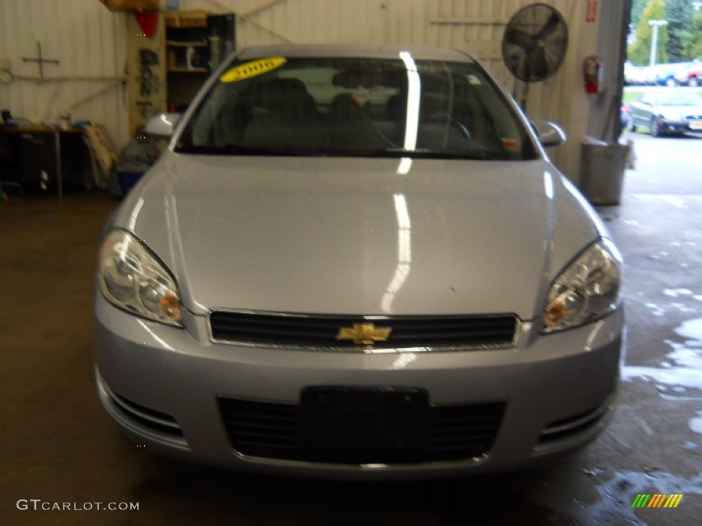 2006 Impala LT - Glacier Blue Metallic / Gray photo #15