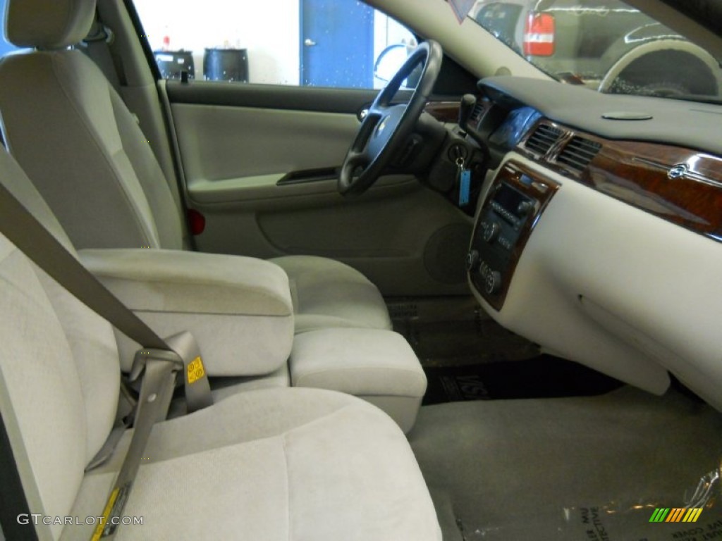 2006 Impala LT - Glacier Blue Metallic / Gray photo #17