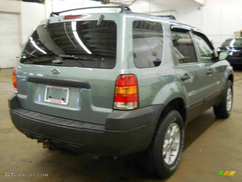 2005 Escape XLT V6 4WD - Norsea Blue Metallic / Medium/Dark Pebble Beige photo #2