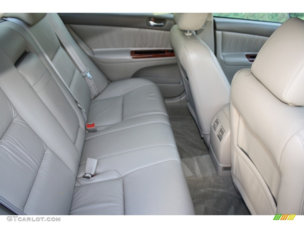 2003 Toyota Camry XLE V6 interior Photos