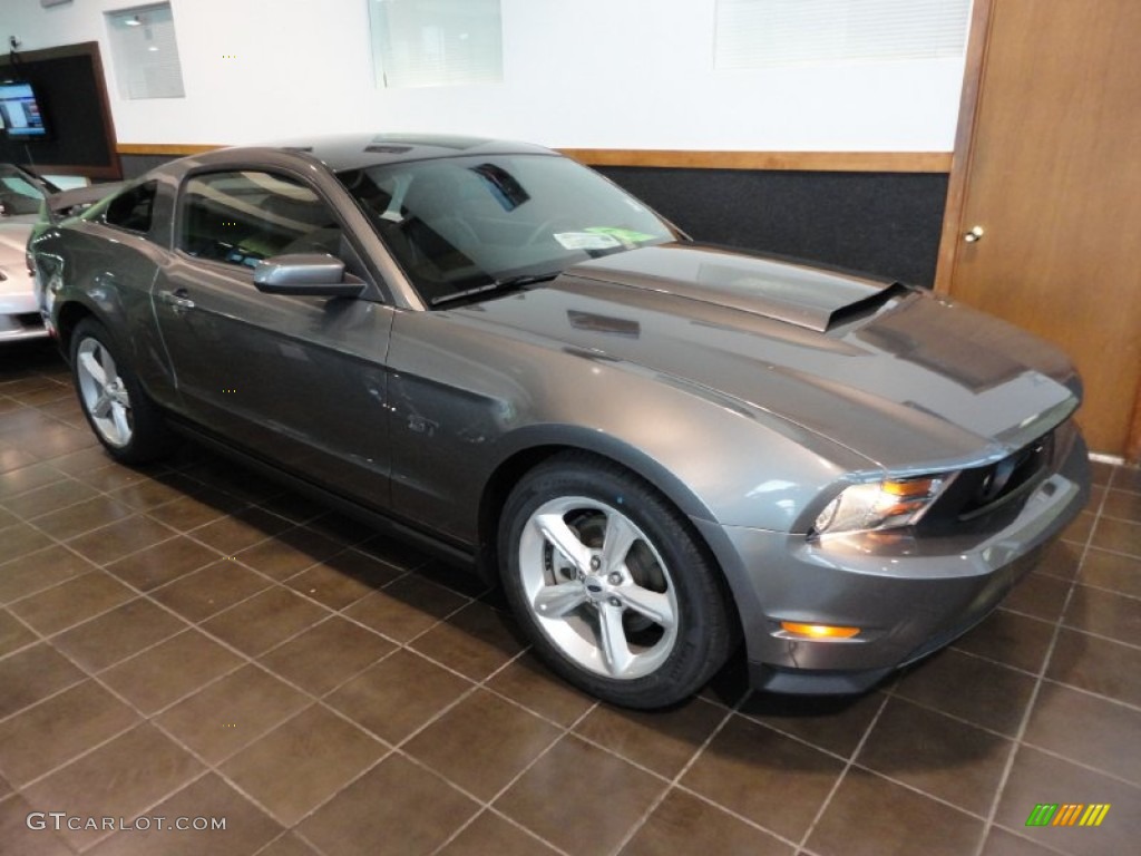 Sterling Grey Metallic Ford Mustang