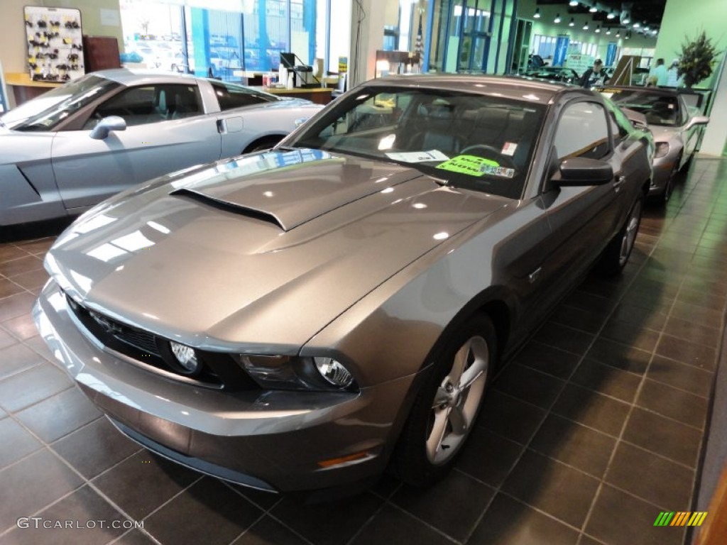2010 Mustang GT Premium Coupe - Sterling Grey Metallic / Charcoal Black photo #4
