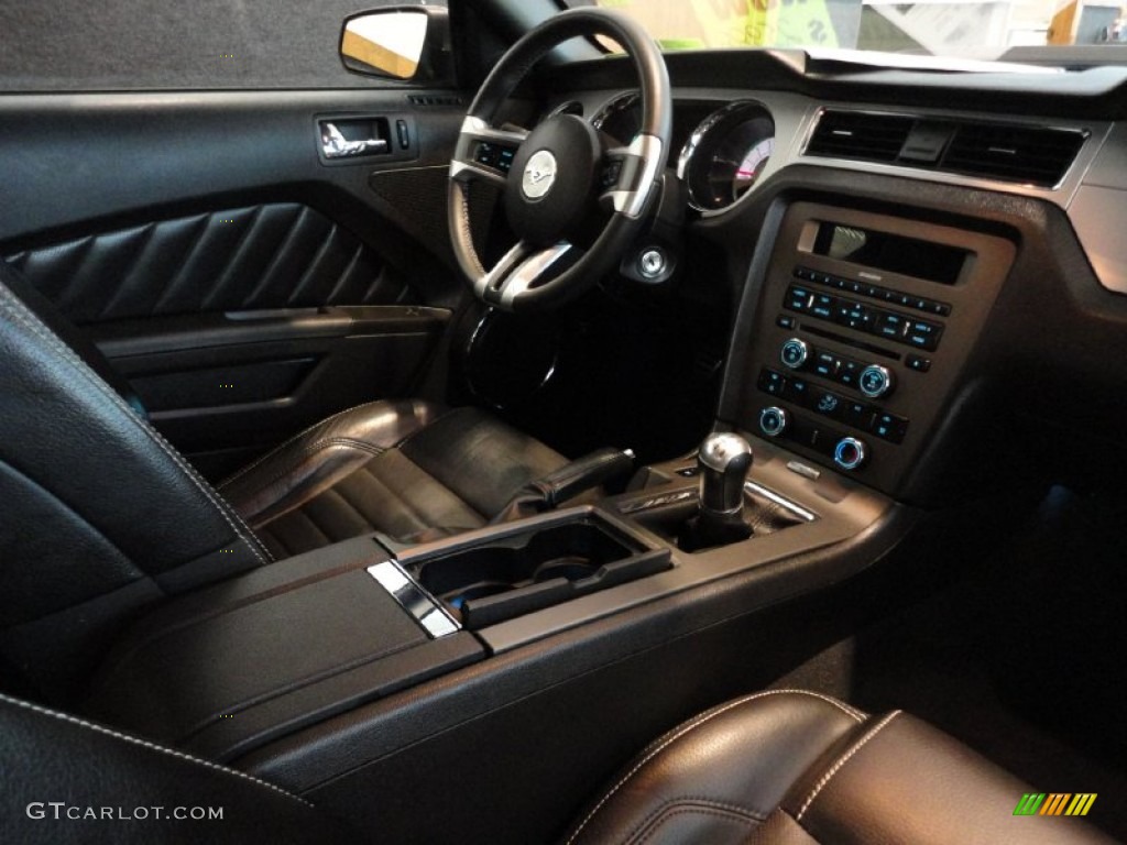 Charcoal Black Interior 2010 Ford Mustang GT Premium Coupe Photo #55622743