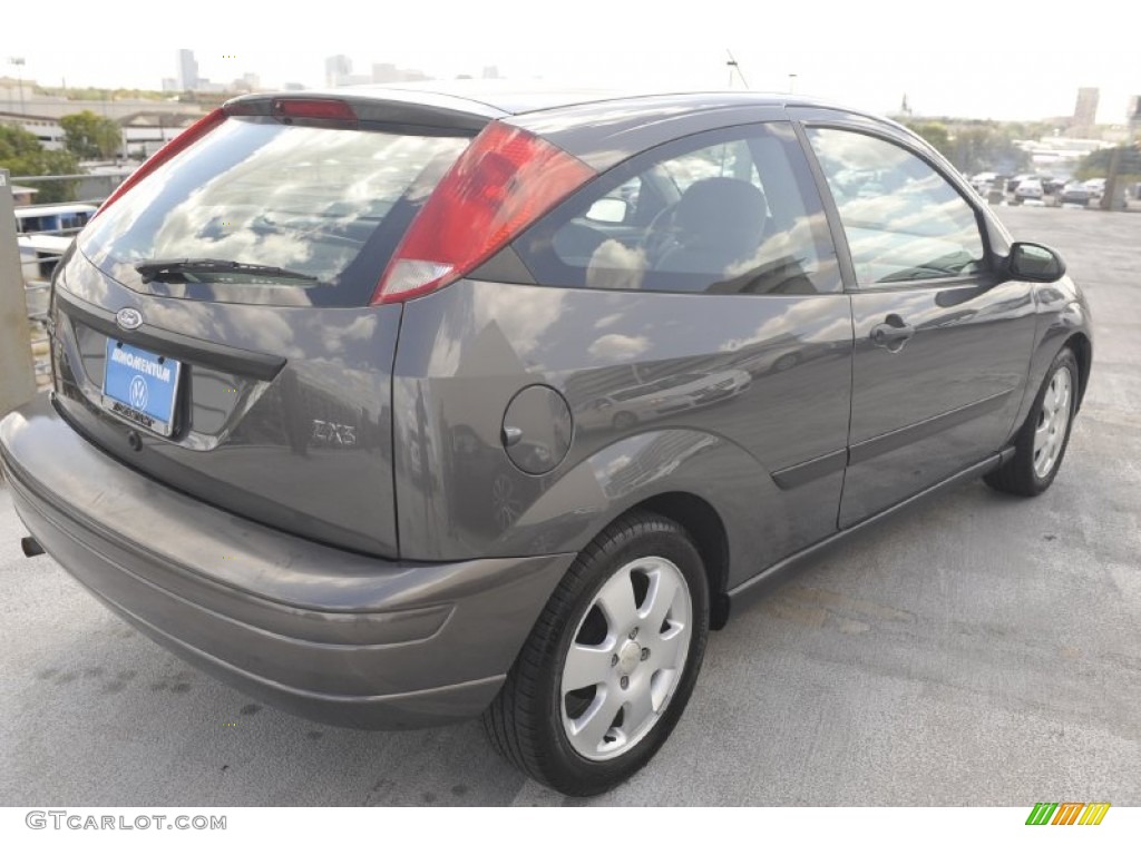 Liquid Grey Metallic 2002 Ford Focus ZX3 Coupe Exterior Photo #55623707