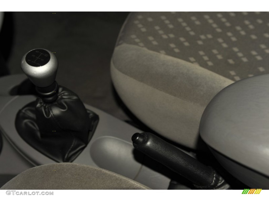 2002 Ford Focus ZX3 Coupe 5 Speed Manual Transmission Photo #55623769