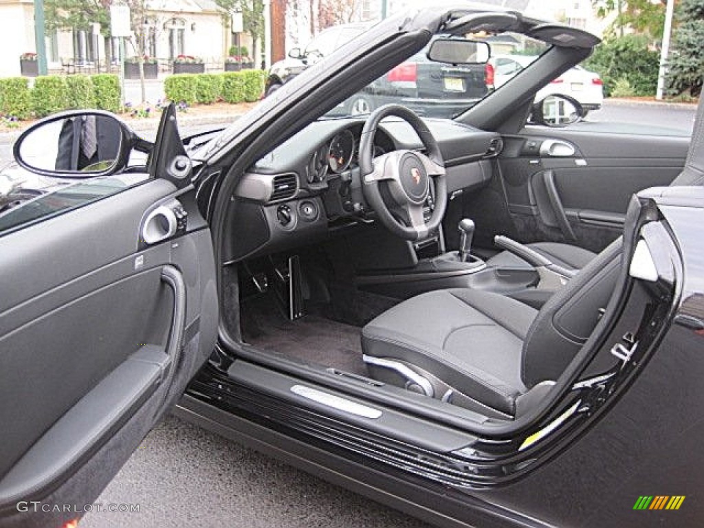 Black Interior 2010 Porsche 911 Carrera 4 Cabriolet Photo #55624320