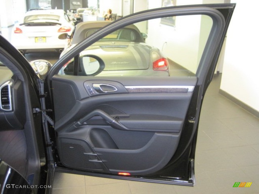 2011 Porsche Cayenne Turbo Black Door Panel Photo #55624685