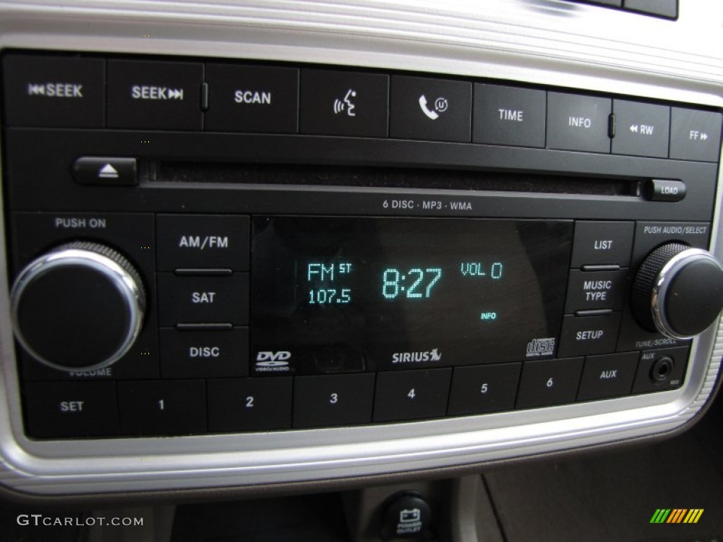 2009 Dodge Journey SXT Audio System Photo #55625600