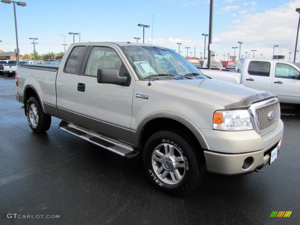 2006 F150 Lariat SuperCab 4x4 - Smokestone Metallic / Tan photo #31