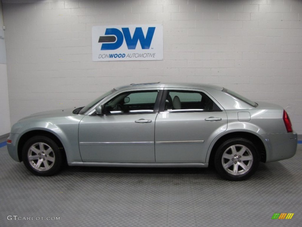 2006 300 Touring - Butane Blue Pearlcoat / Dark Slate Gray/Light Graystone photo #5