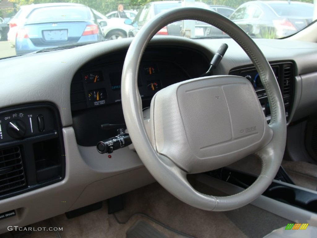 1995 Chevrolet Impala SS Grey Steering Wheel Photo #55627478