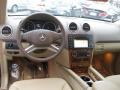 Black - ML 350 4Matic Photo No. 25