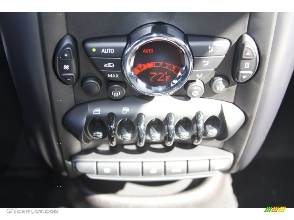 2012 Mini Cooper S Countryman Controls Photo #55632485