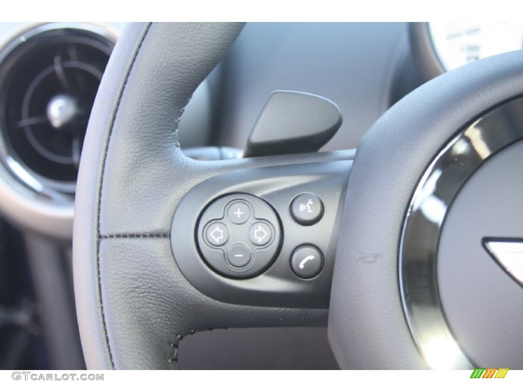 2012 Mini Cooper S Countryman Controls Photo #55632551