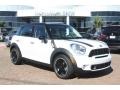 Light White - Cooper S Countryman Photo No. 1