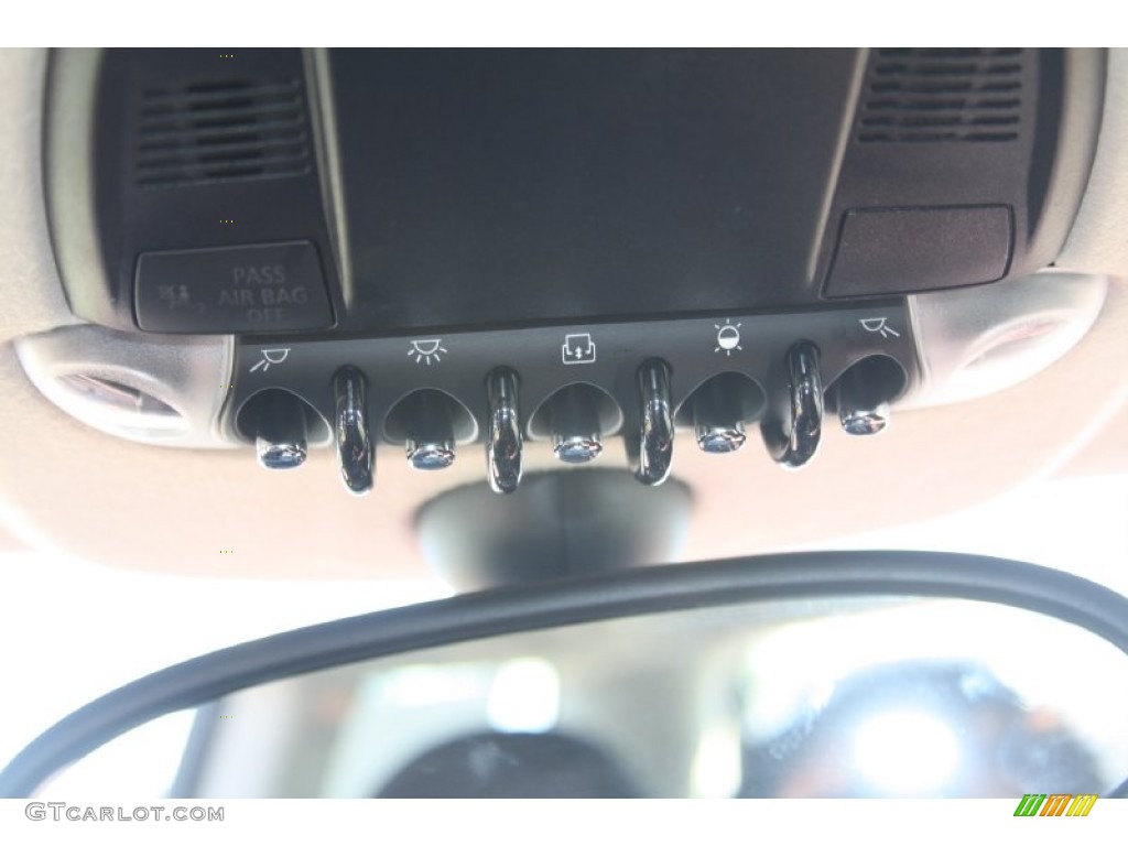 2012 Mini Cooper Hardtop Controls Photo #55634405