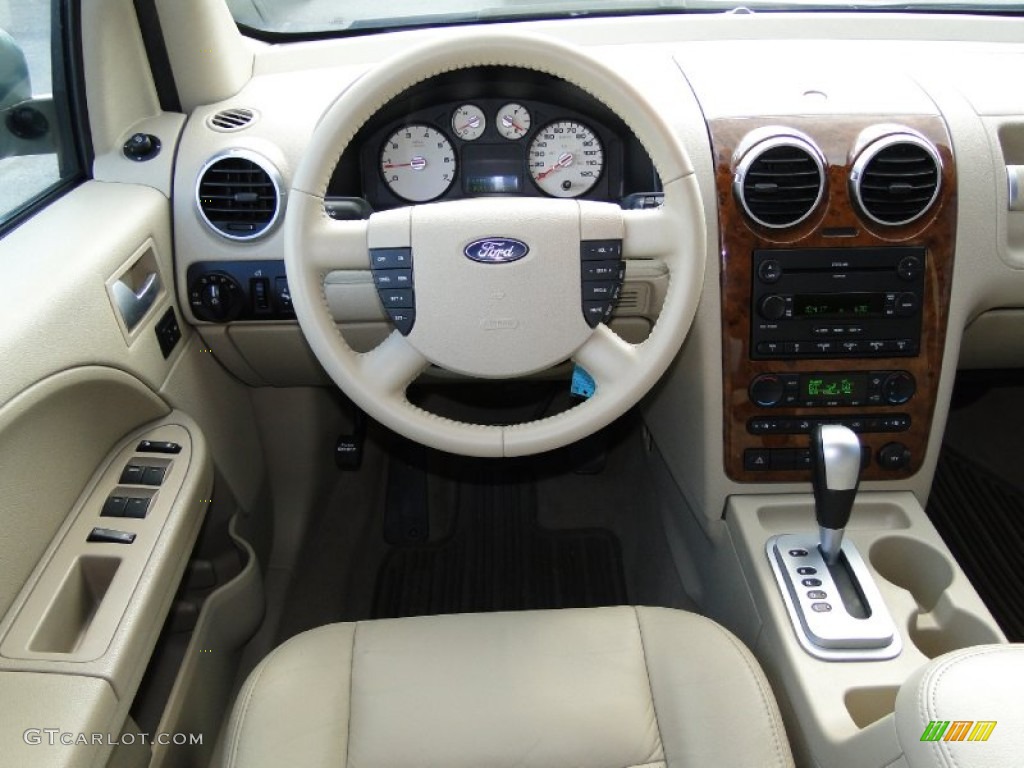 2006 Ford Freestyle Limited Pebble Beige Dashboard Photo #55641647