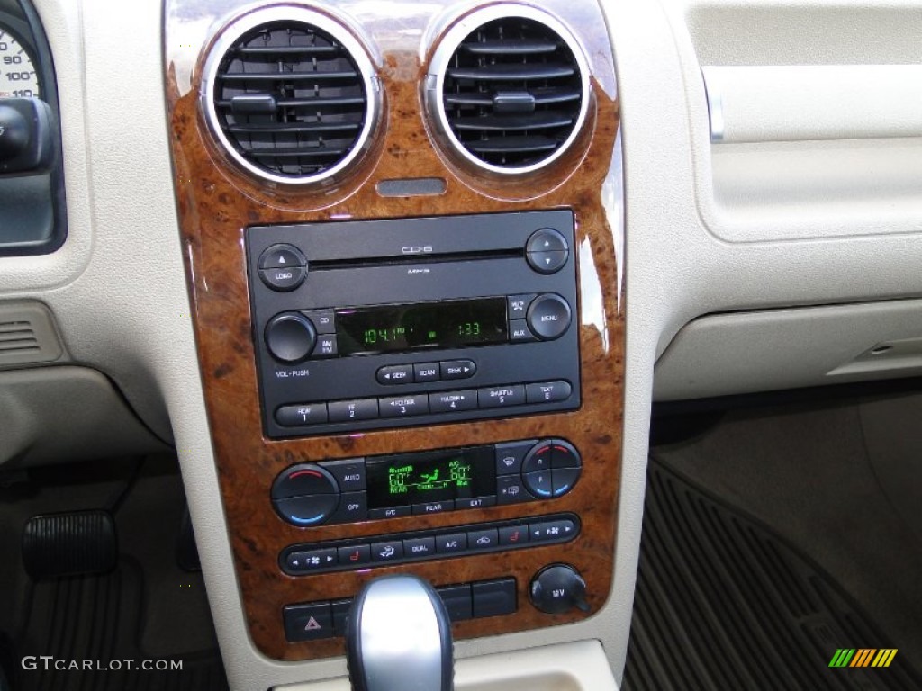 2006 Ford Freestyle Limited Controls Photo #55641656