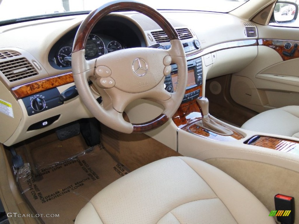 Cashmere Interior 2009 Mercedes-Benz E 320 BlueTEC Sedan Photo #55641962