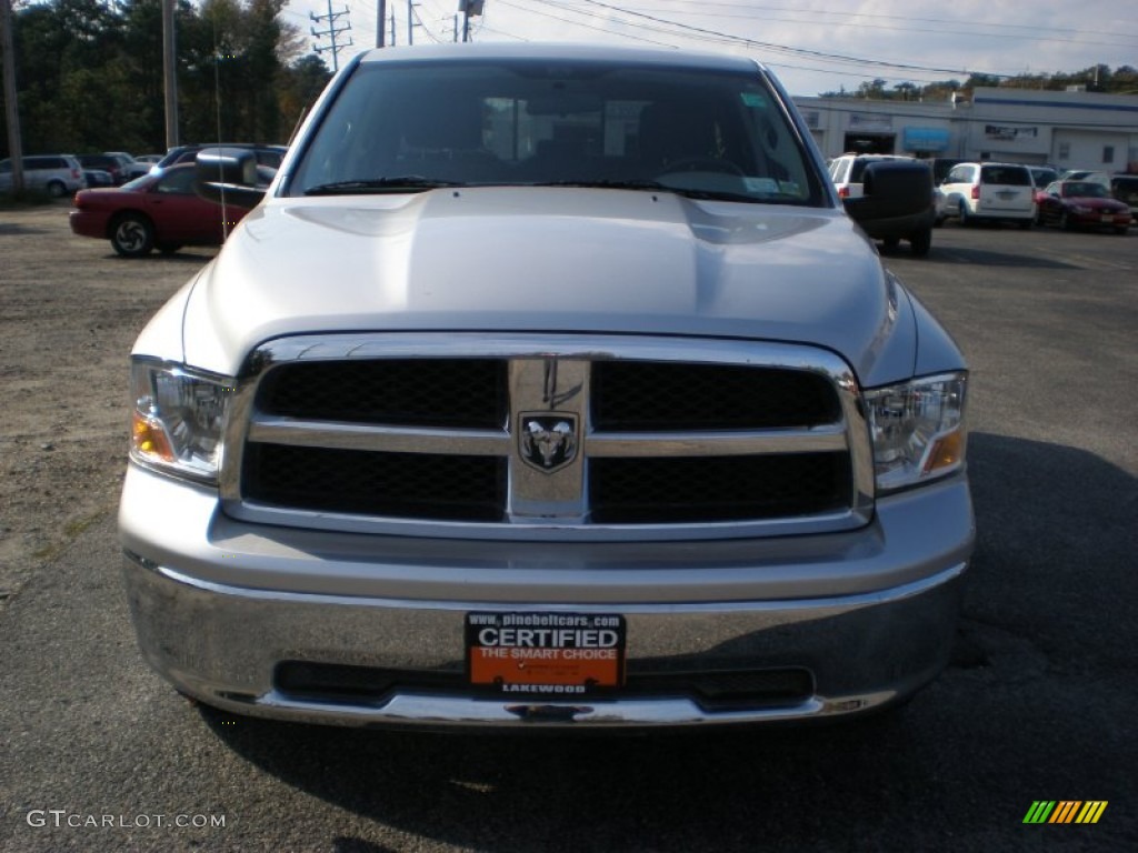 2011 Ram 1500 SLT Quad Cab 4x4 - Bright Silver Metallic / Dark Slate Gray/Medium Graystone photo #2