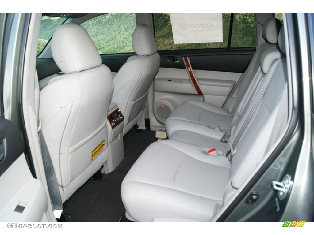 Ash Interior 2012 Toyota Highlander Limited 4WD Photo #55644385
