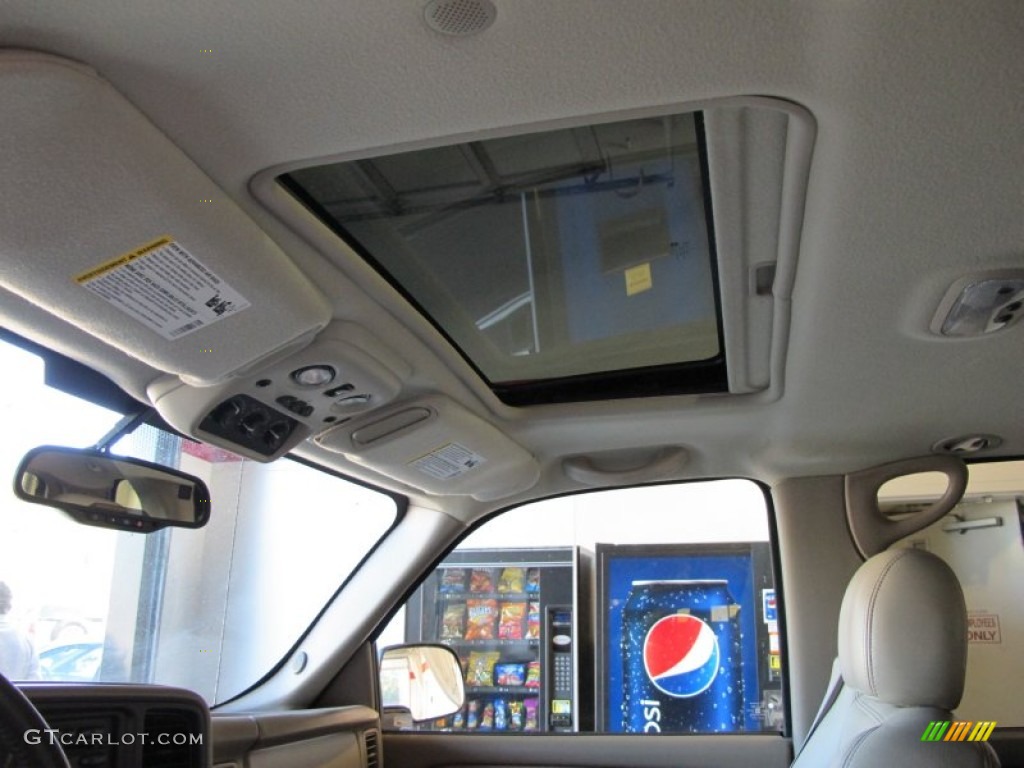 2004 Yukon SLT 4x4 - Onyx Black / Neutral/Shale photo #21