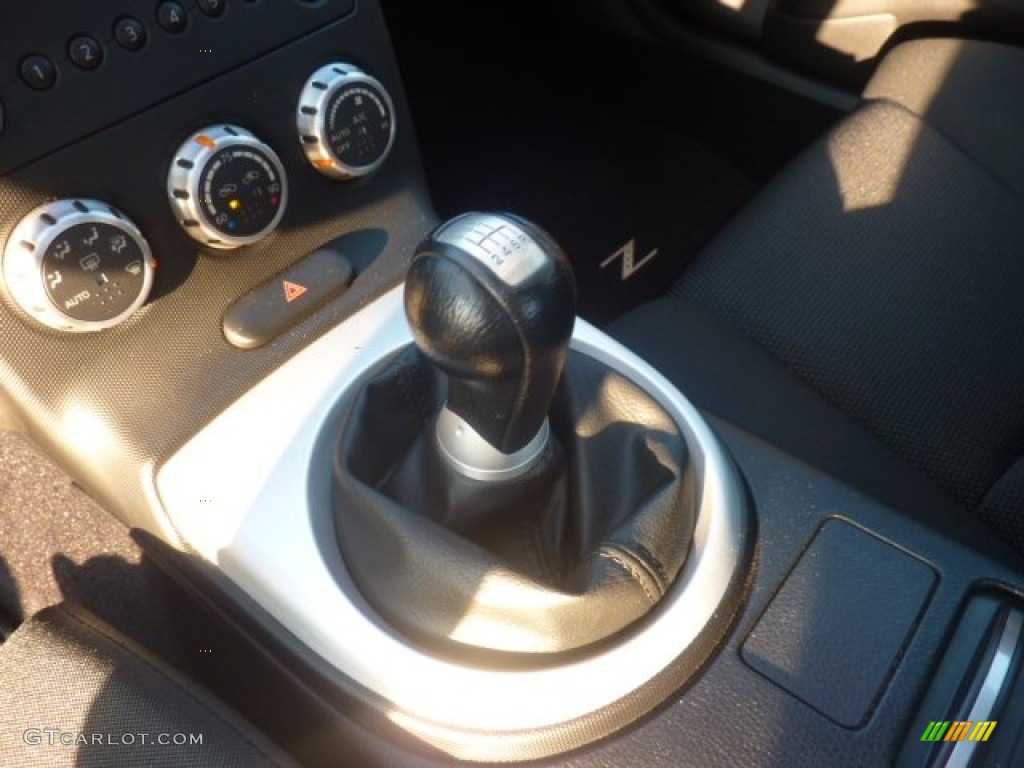2006 Nissan 350Z Grand Touring Coupe Transmission Photos