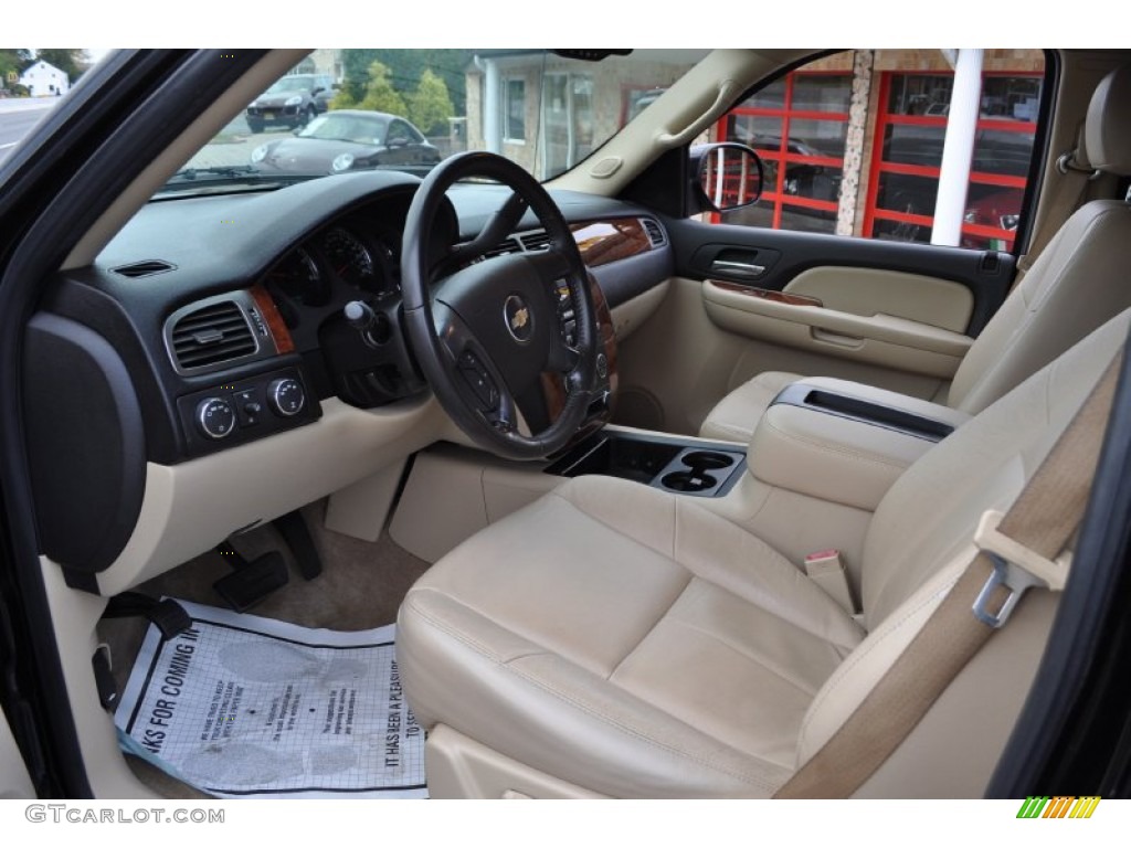 Ebony/Light Cashmere Interior 2007 Chevrolet Avalanche LT 4WD Photo #55645841