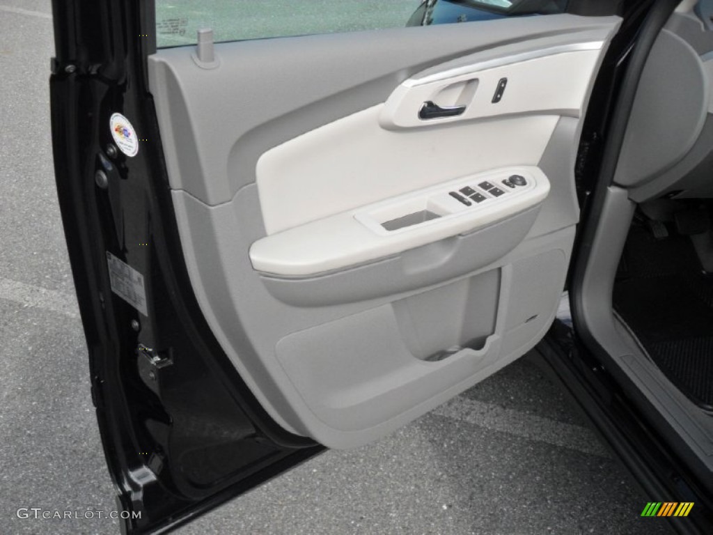 2012 Chevrolet Traverse LT AWD Dark Gray/Light Gray Door Panel Photo #55651640