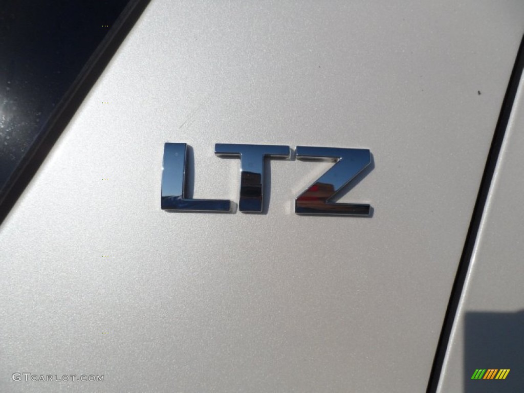 2009 Chevrolet Tahoe LTZ Marks and Logos Photo #55653257