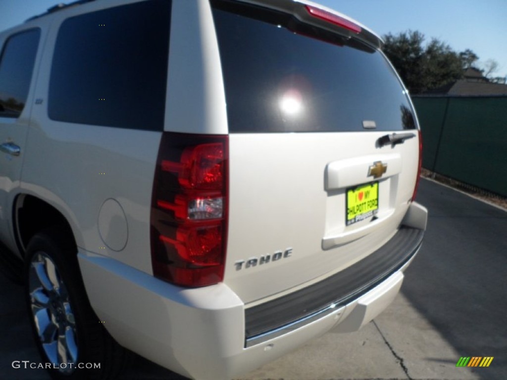 2009 Tahoe LTZ - White Diamond Tricoat / Light Cashmere photo #20