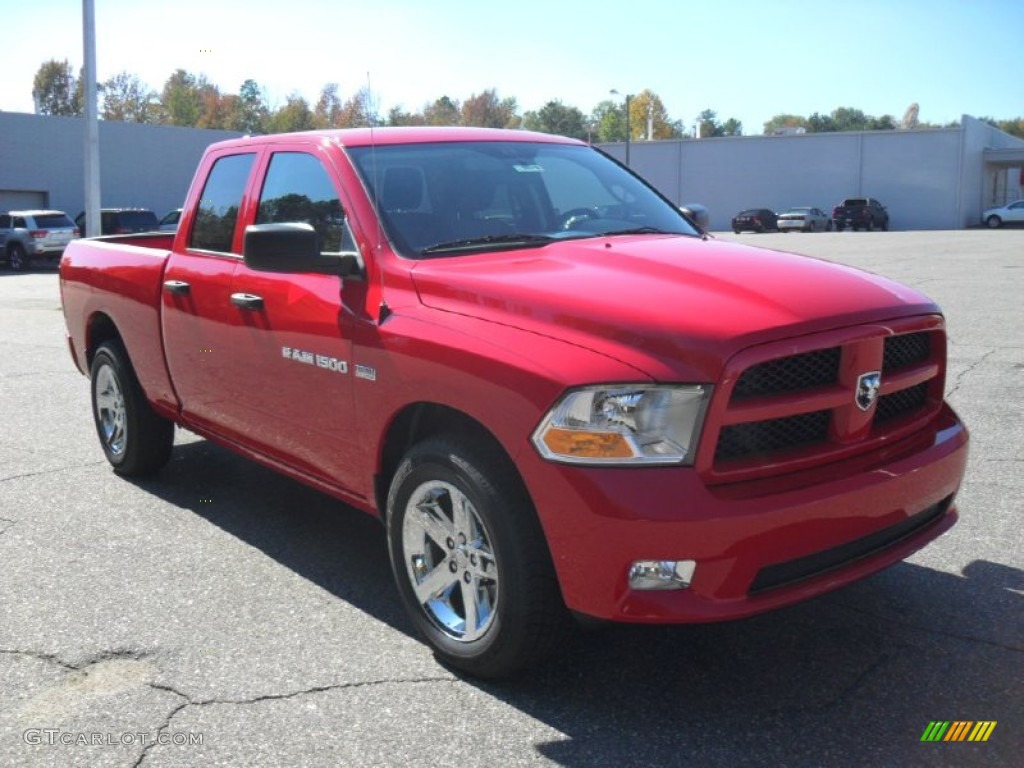 2012 Ram 1500 Express Quad Cab - Flame Red / Dark Slate Gray/Medium Graystone photo #5