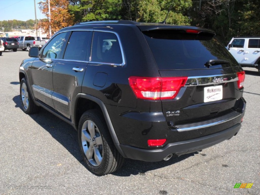 2012 Grand Cherokee Limited 4x4 - Brilliant Black Crystal Pearl / Black/Light Frost Beige photo #2