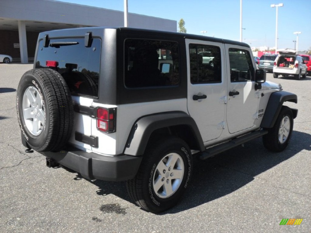 2012 Wrangler Unlimited Sport S 4x4 - Bright White / Black photo #4