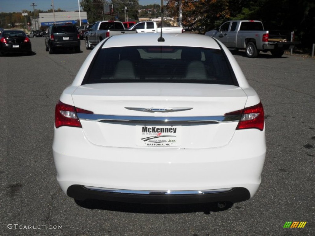 2012 200 Limited Sedan - Bright White / Black photo #3