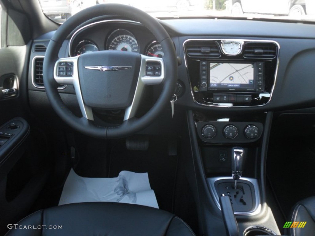 2012 200 Limited Sedan - Bright White / Black photo #15