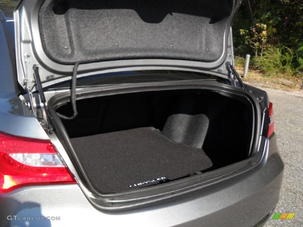 2012 Chrysler 200 Touring Sedan Trunk Photo #55655138