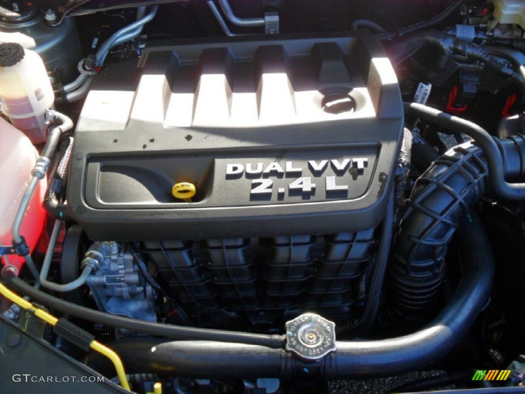 2012 Chrysler 200 Touring Sedan 2.4 Liter DOHC 16-Valve Dual VVT 4 Cylinder Engine Photo #55655168