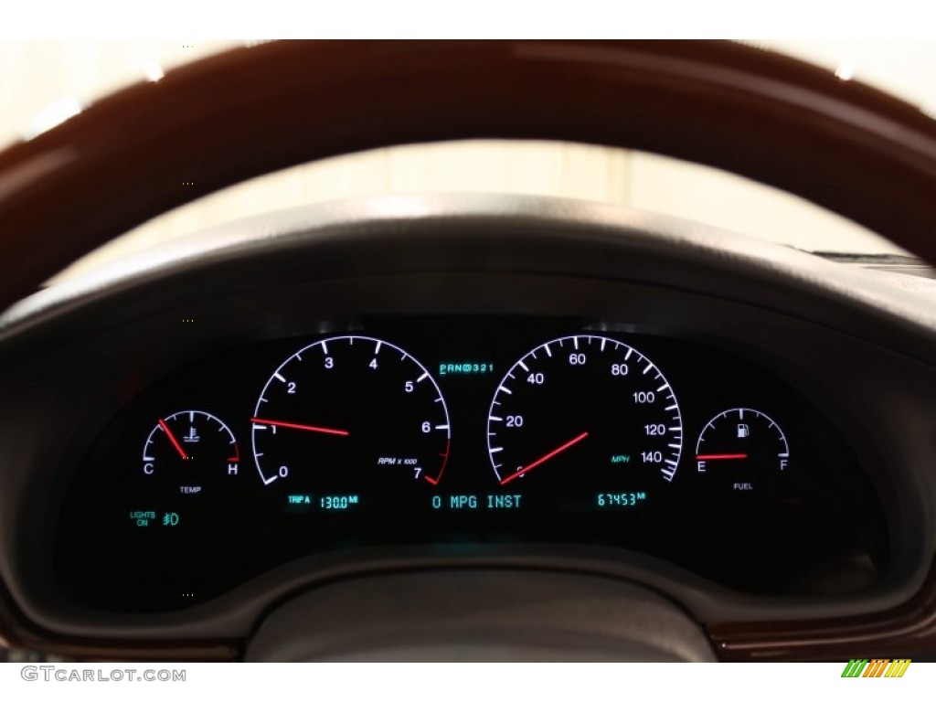 2002 Cadillac Seville STS Gauges Photo #55656395